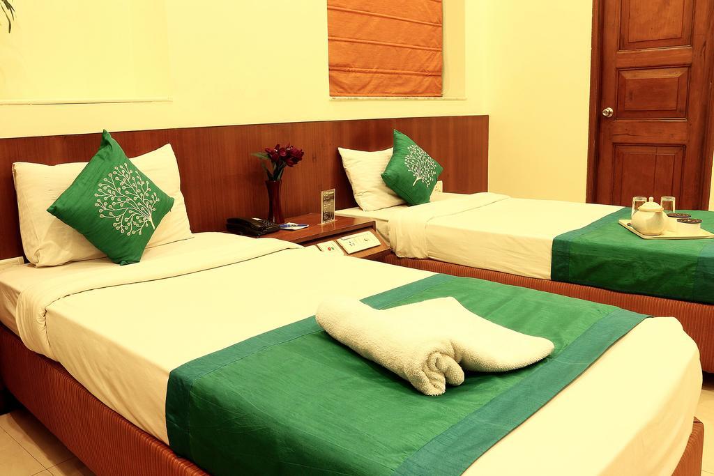 Oyo 1346 Manthan Hotel Kolkata Eksteriør bilde